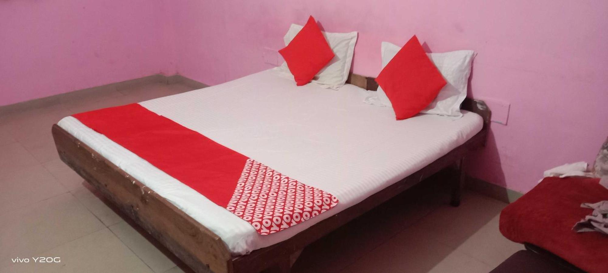 Hotel O Alfa Amb Kültér fotó
