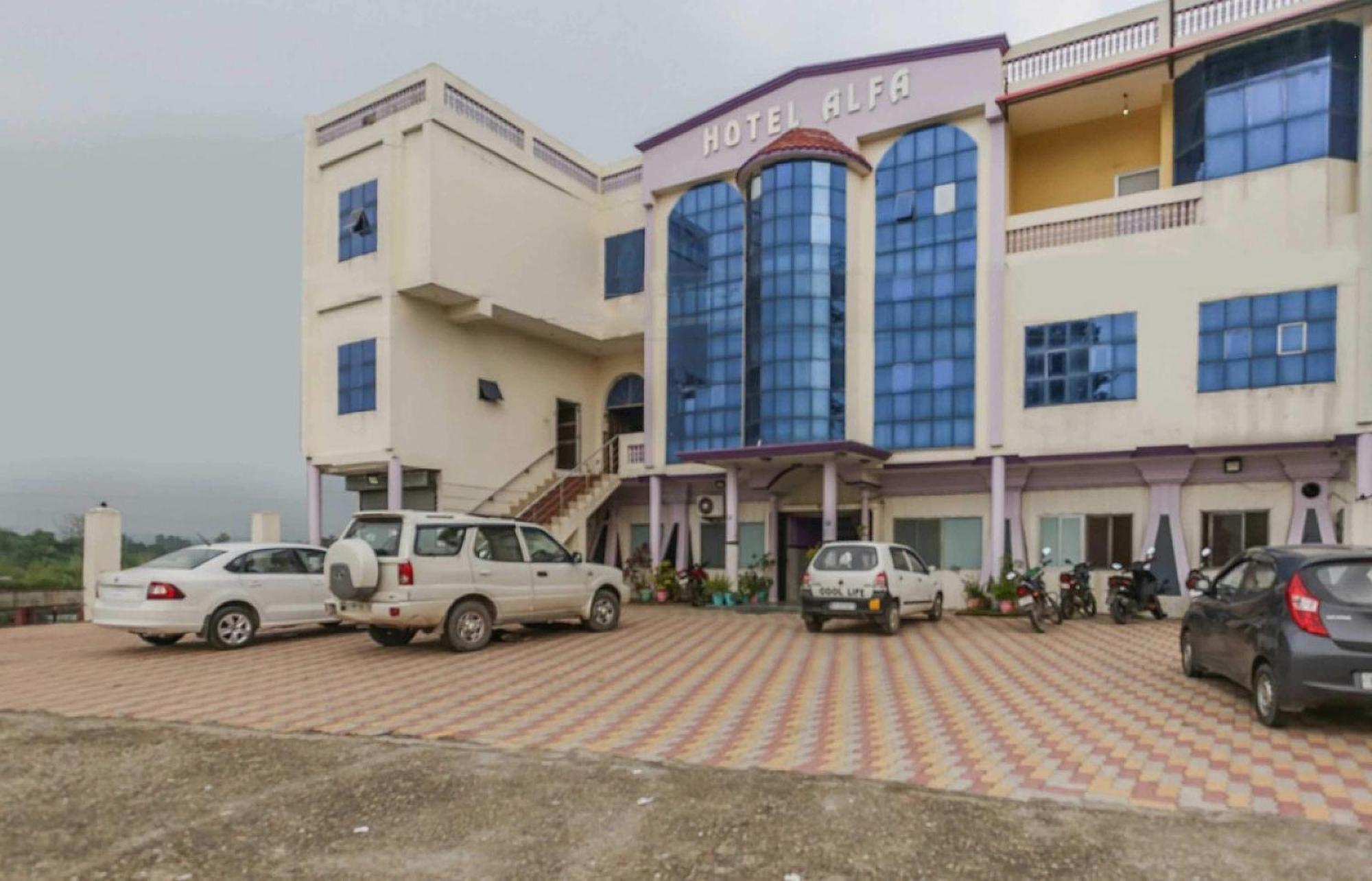 Hotel O Alfa Amb Kültér fotó