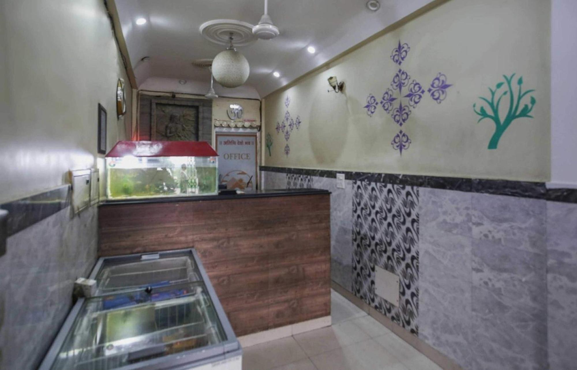 Hotel O Alfa Amb Kültér fotó